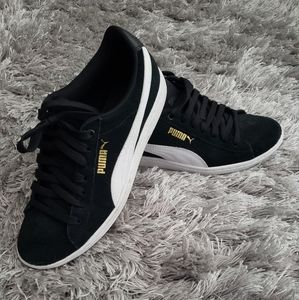 Unisex PUMA sneakers